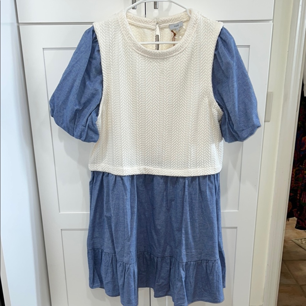 Blue and White Tiered Puff‎ Sleeve Dress